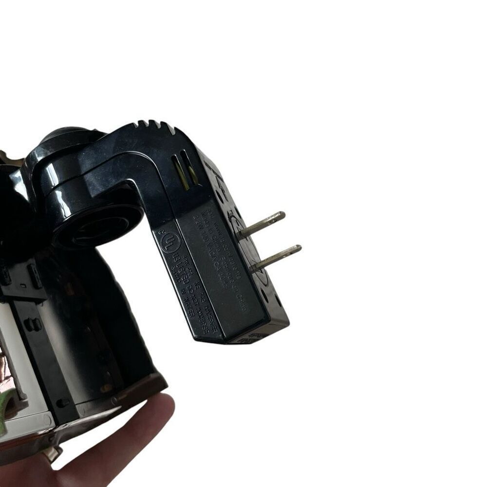 Bath Body Works Halloween Haunted House Pumpkins Projecting Light Up Wallflower - Picture 4 of 6